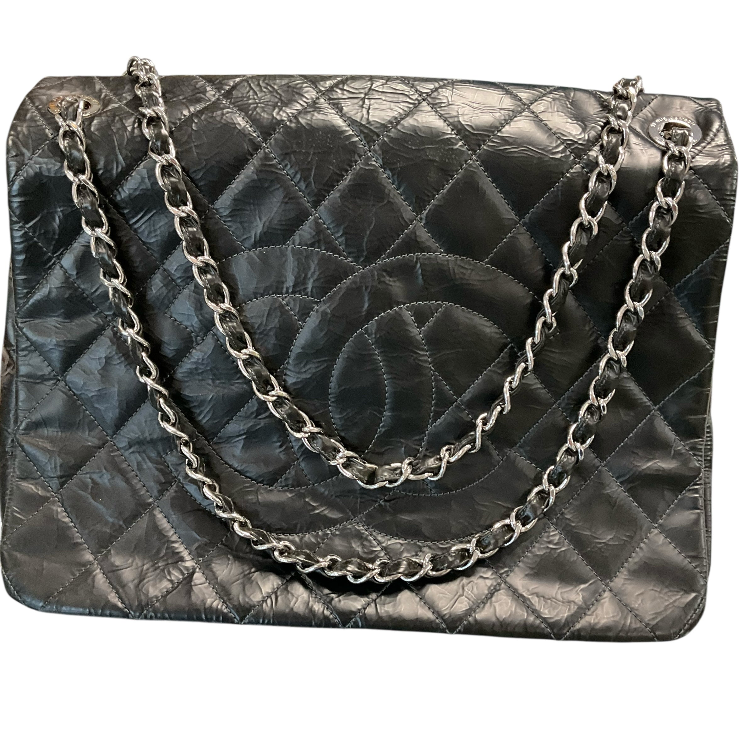 CHANEL Handbag