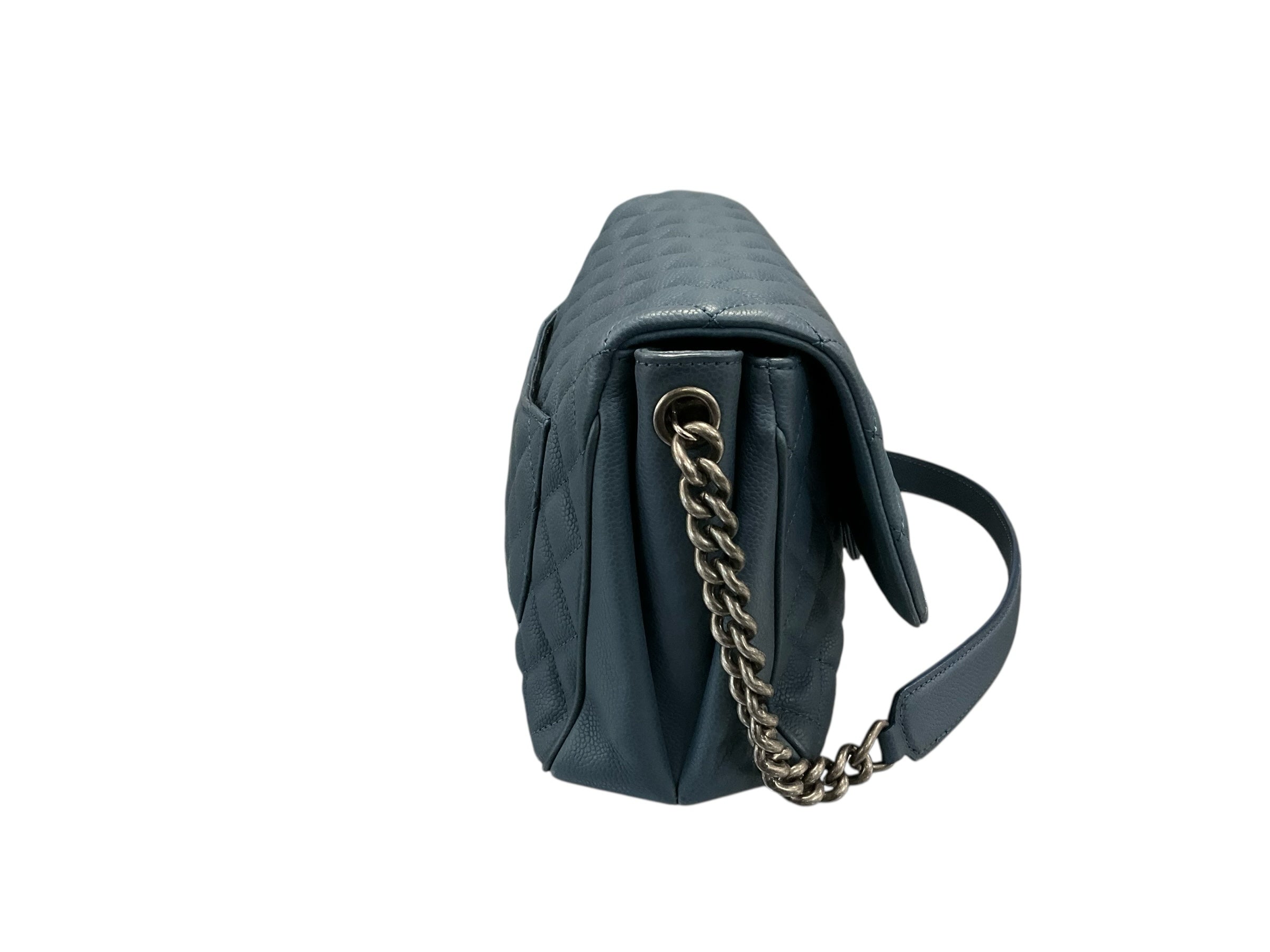 CHANEL Handbag