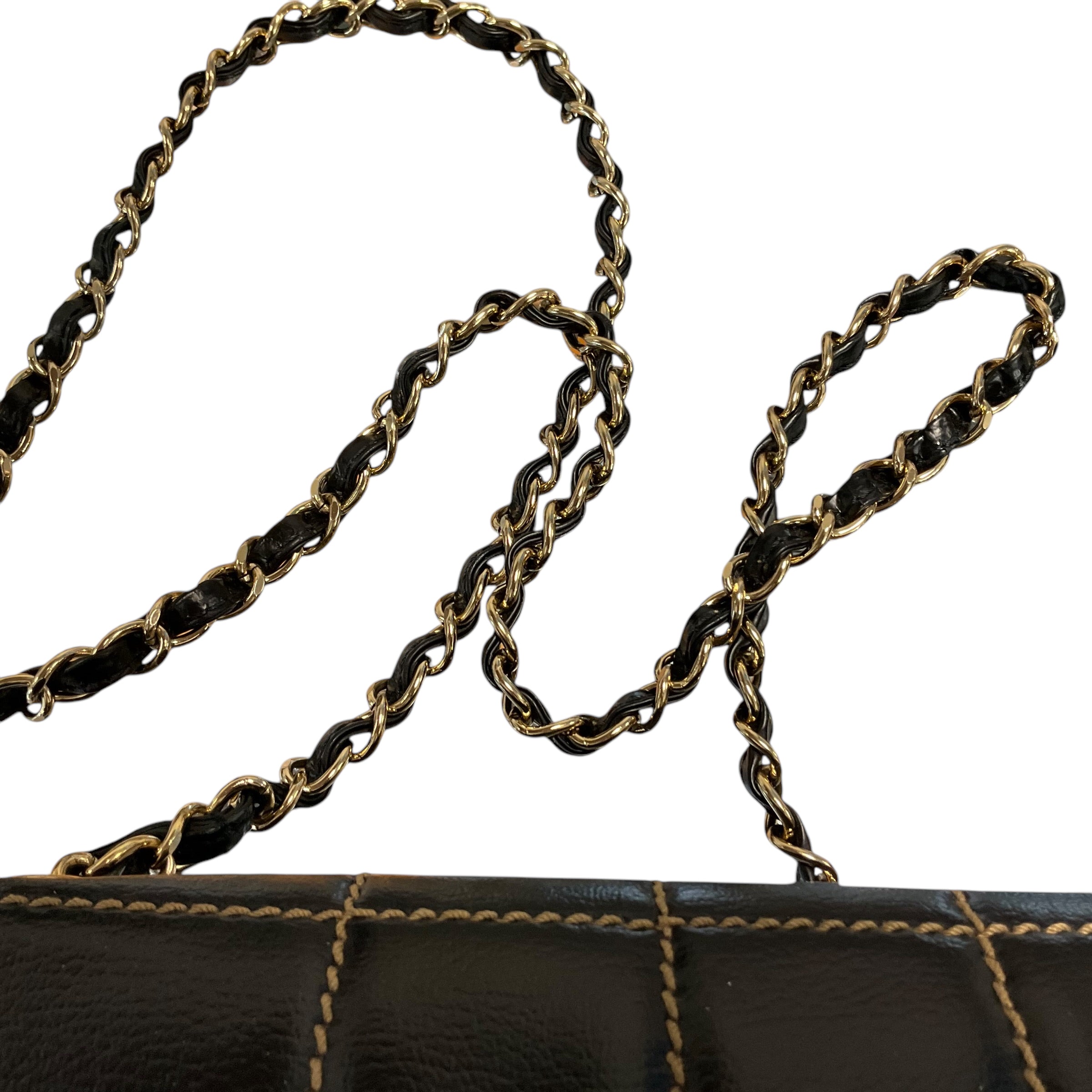 CHANEL Handbag