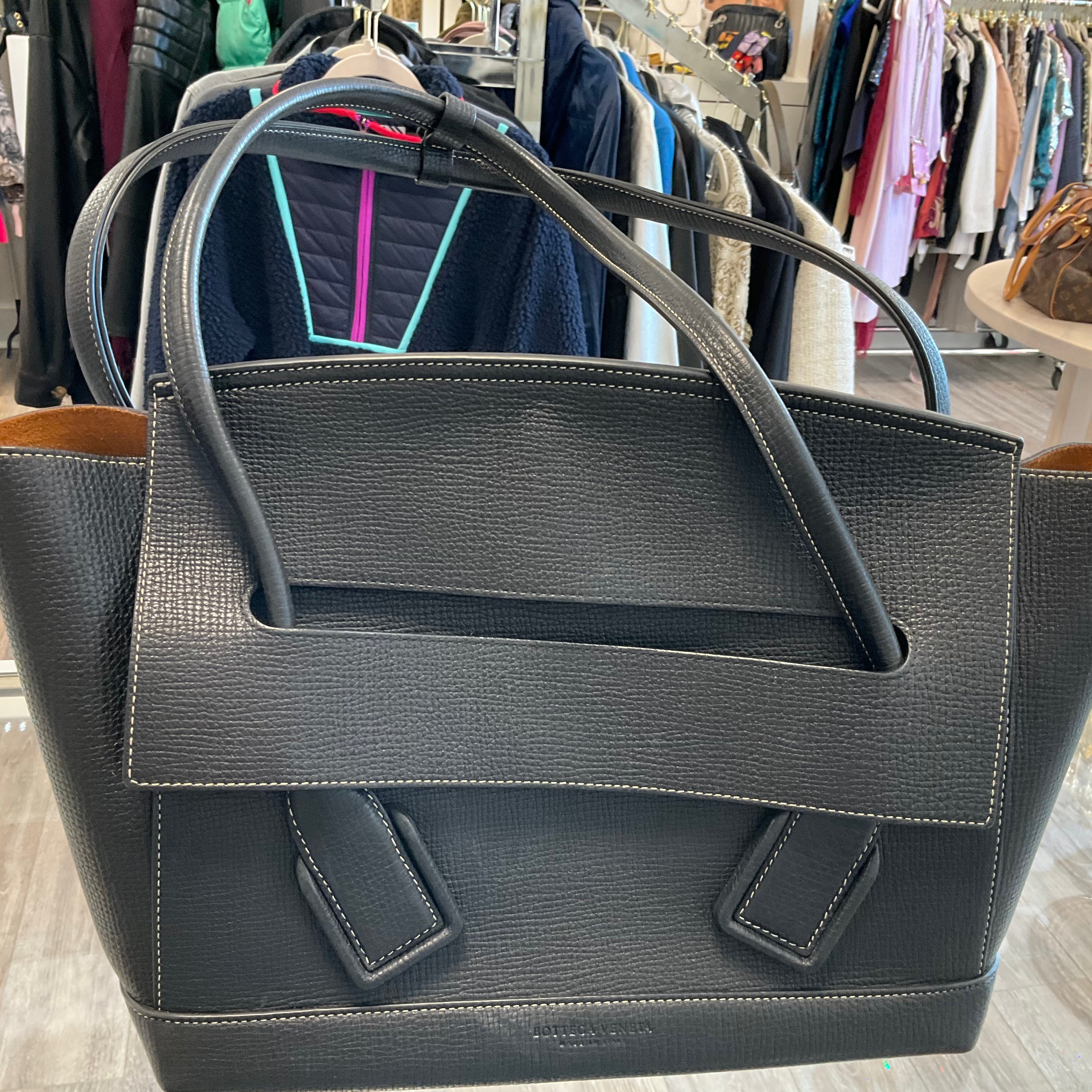 Bottega Veneta Black Leather Shoulder Handbag With Brown Suede Interior.