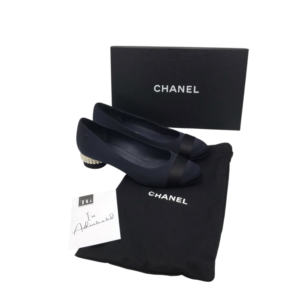 CHANEL PEARL EMBELLISHED SATIN CAP TOE PUMP LUXE SHOES NAVY 38
