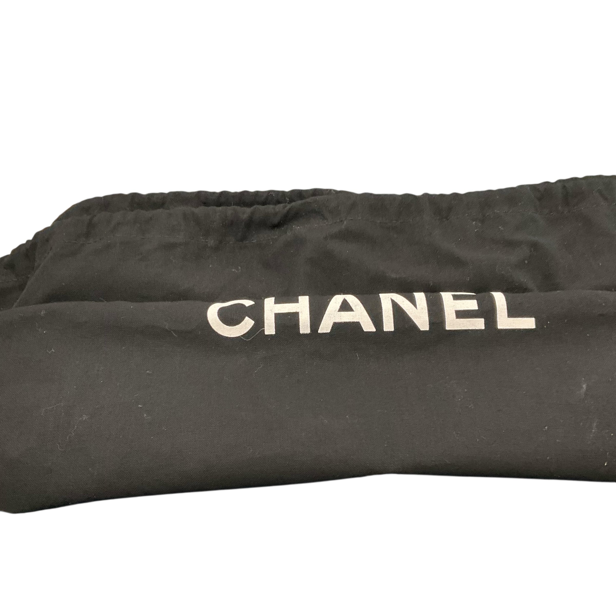 CHANEL Handbag