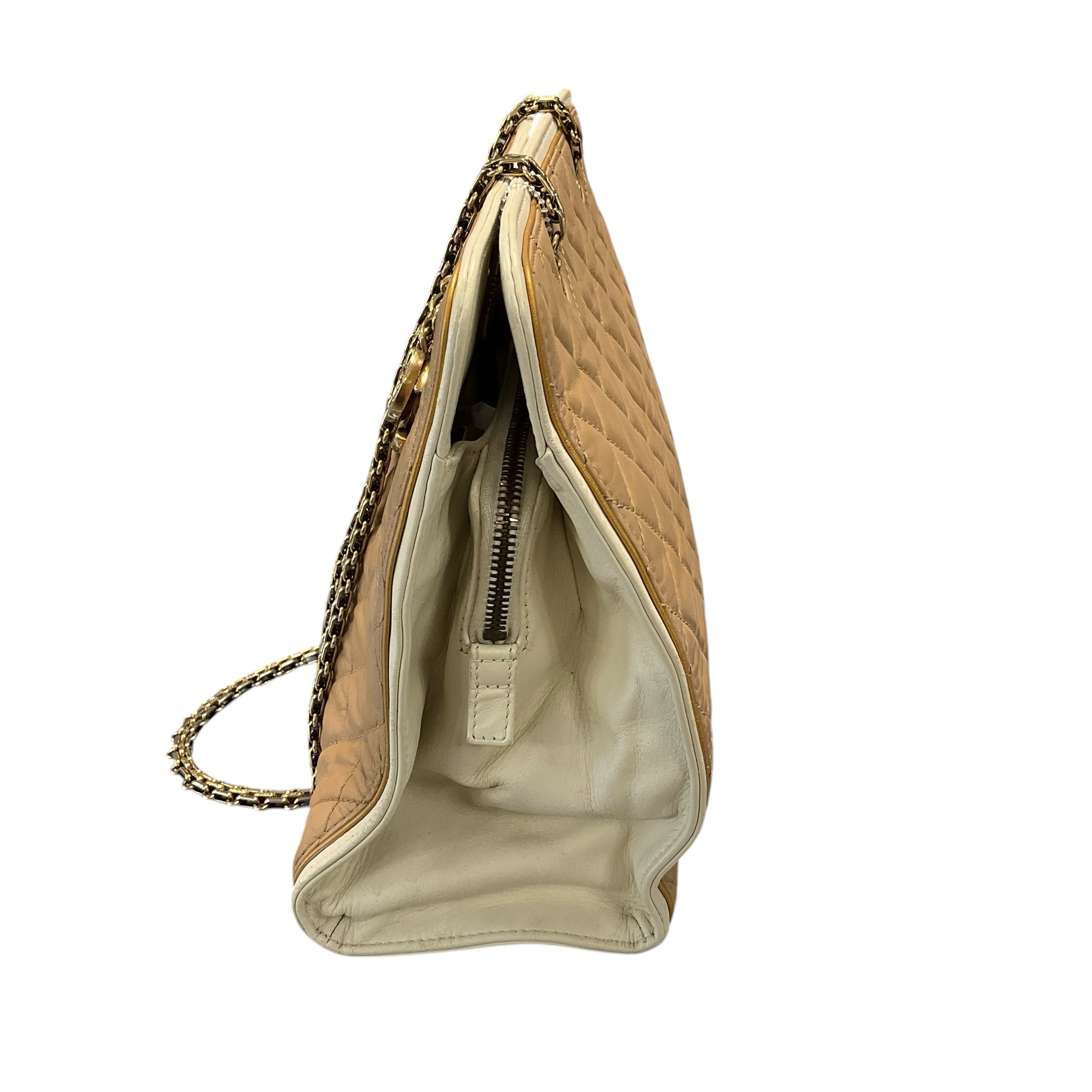 CHANEL Handbag