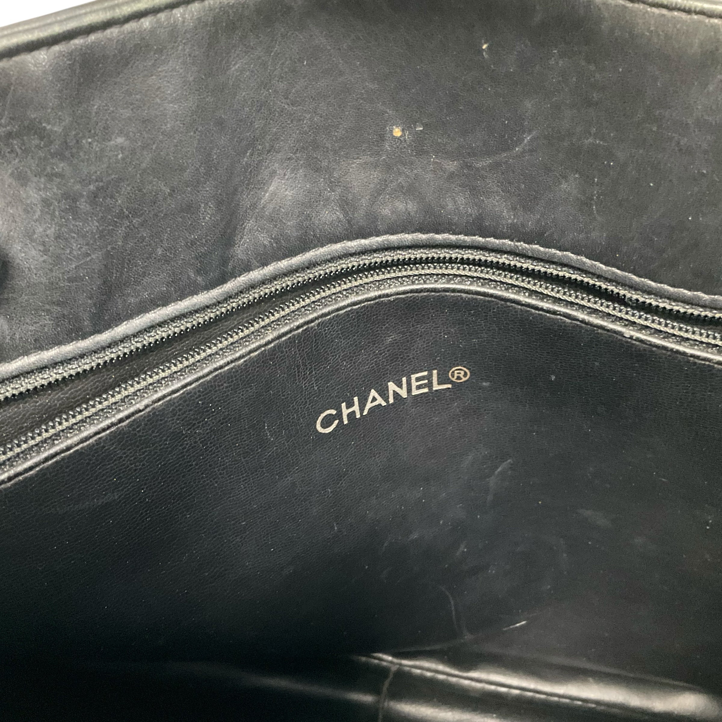 CHANEL Handbag