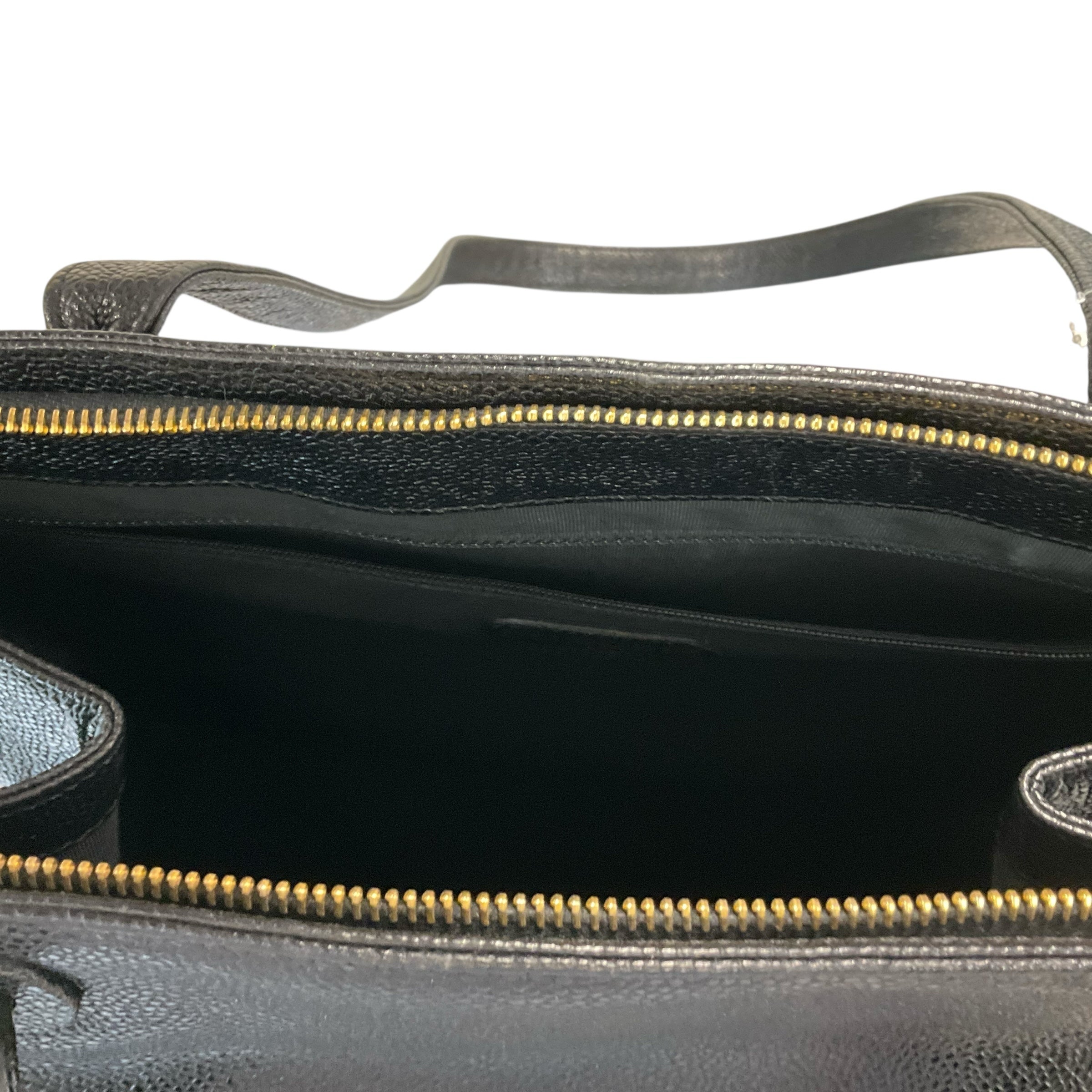 CHANEL Handbag