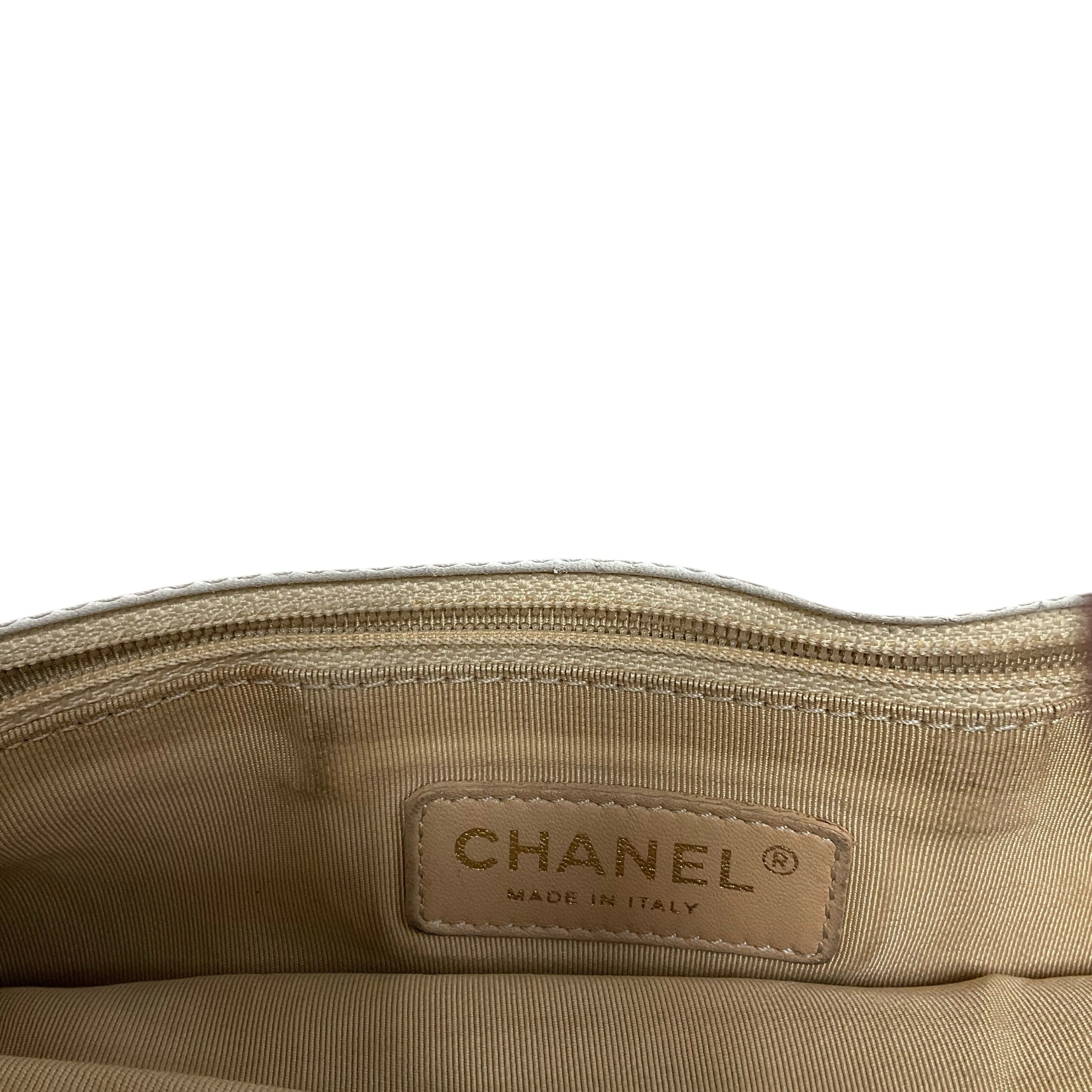 CHANEL Handbag