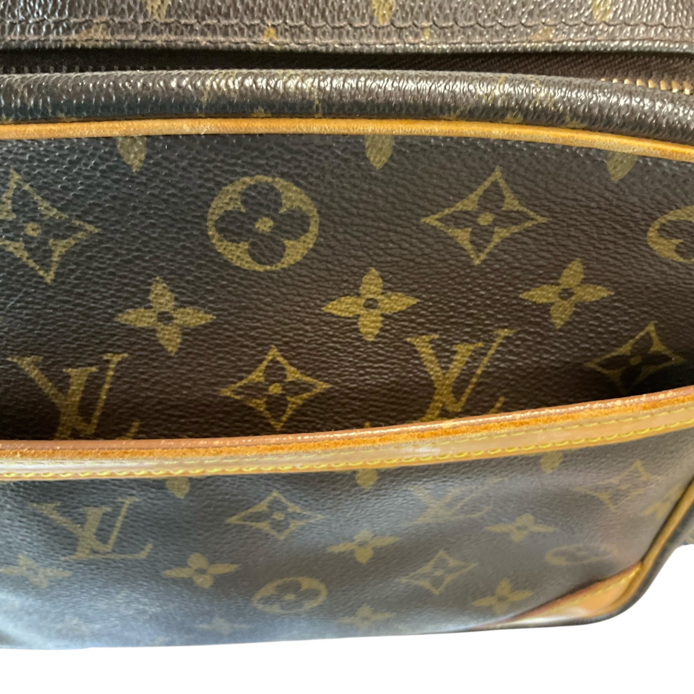 Louis Vuitton Handbag